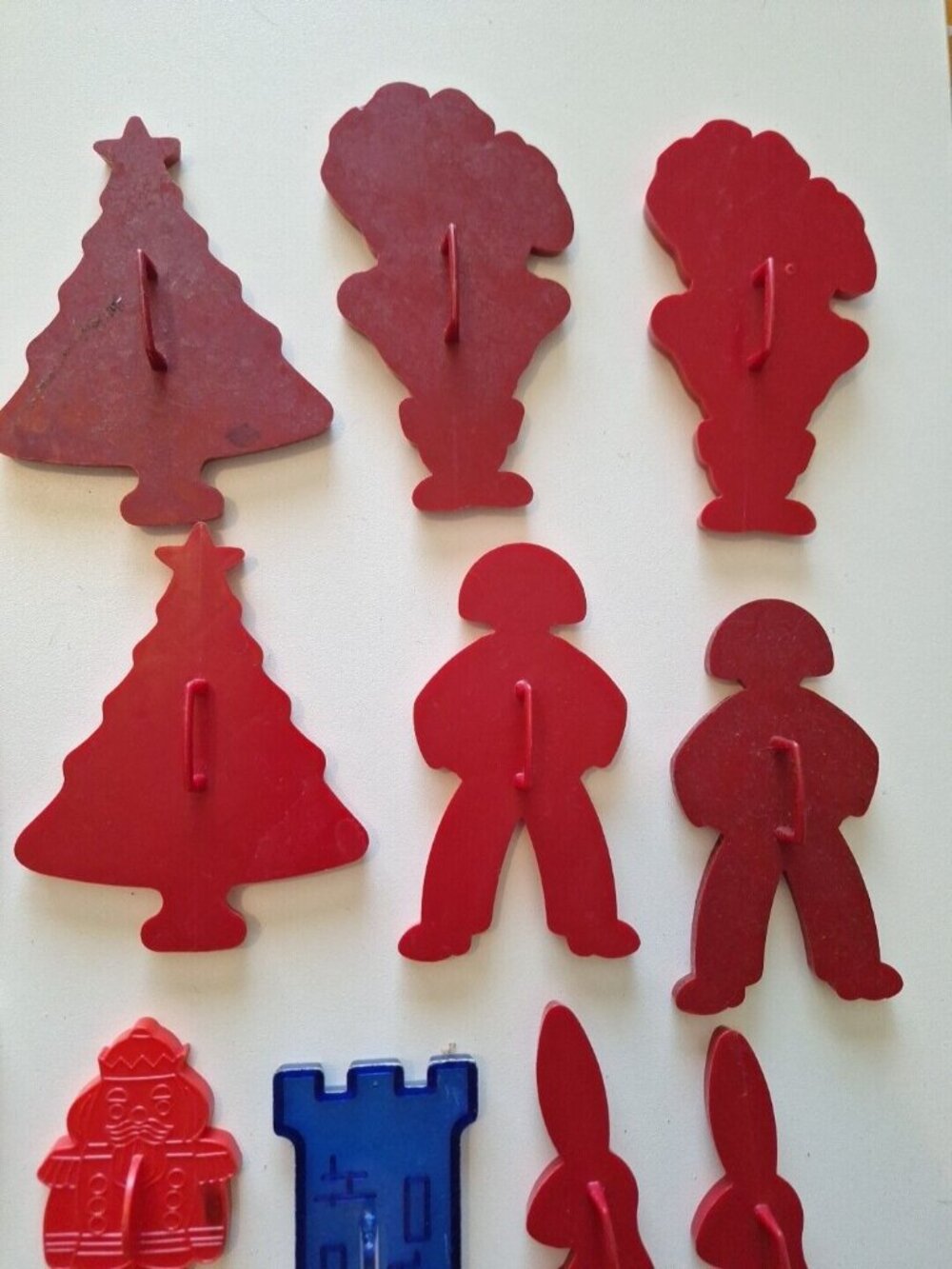 Holiday Cookie Cutter Christmas Halloween Easter Vintage Tupperware 23 Lot - Picture 11 of 12
